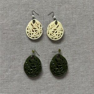 Y2K green & cream carved earrings.